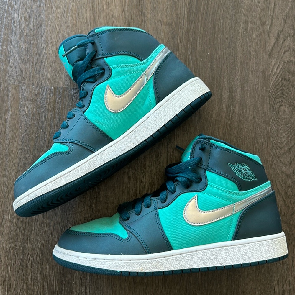 Air Jordan 1 Retro High PS 'Hyper Jade'